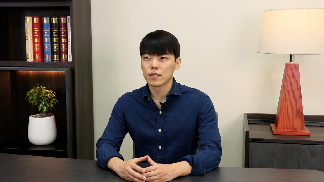 인터뷰 스튜디오